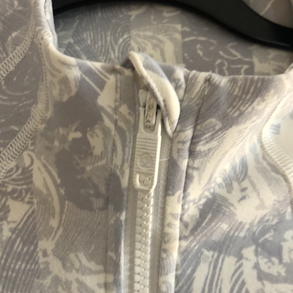 Define jacket - Picture 2 of 8